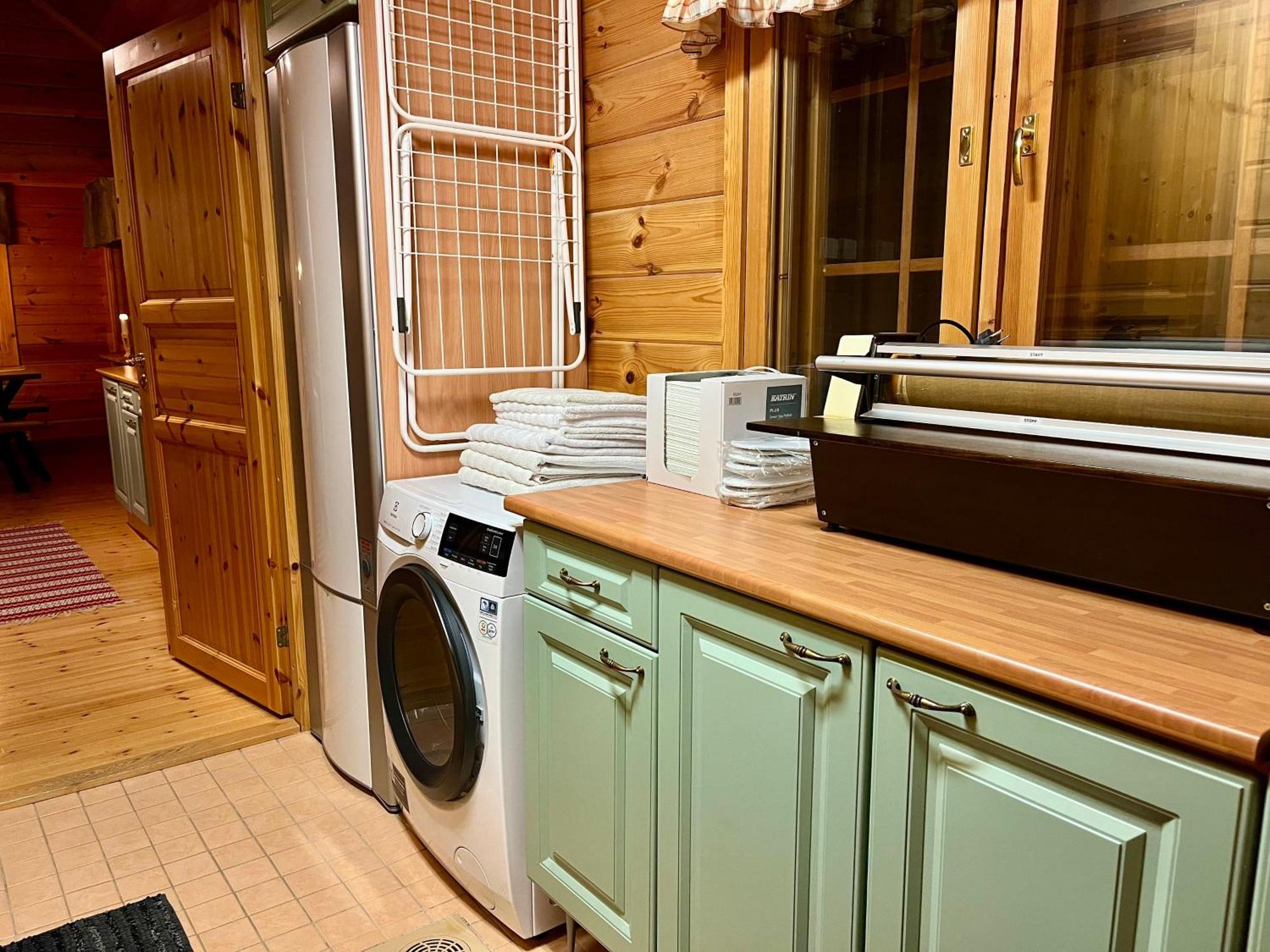 Log In 10 Min From Santa Claus Village-sauna&freeparking Villa